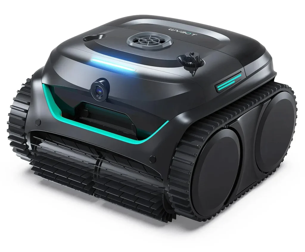 Robot piscine Wybot C2 Vision vu de trois quarts avant avec sa caméra frontale visible
